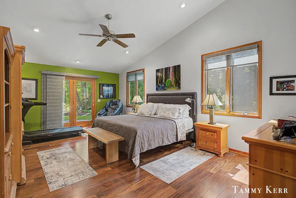 6051 Old Allegan Road Saugatuck, MI 49453