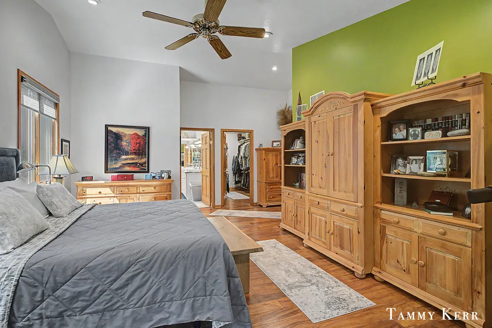 6051 Old Allegan Road Saugatuck, MI 49453