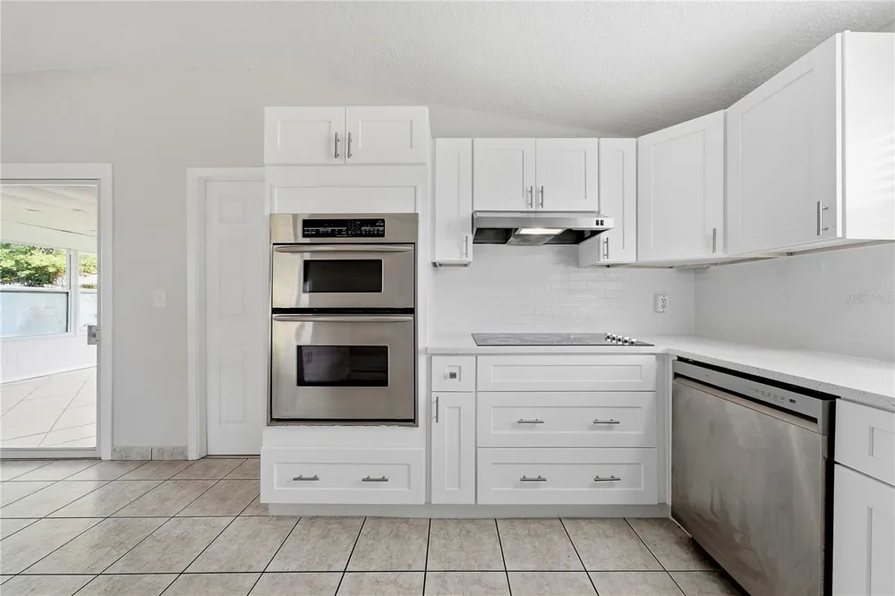 14190 PAGE AVENUE Largo, FL 33774