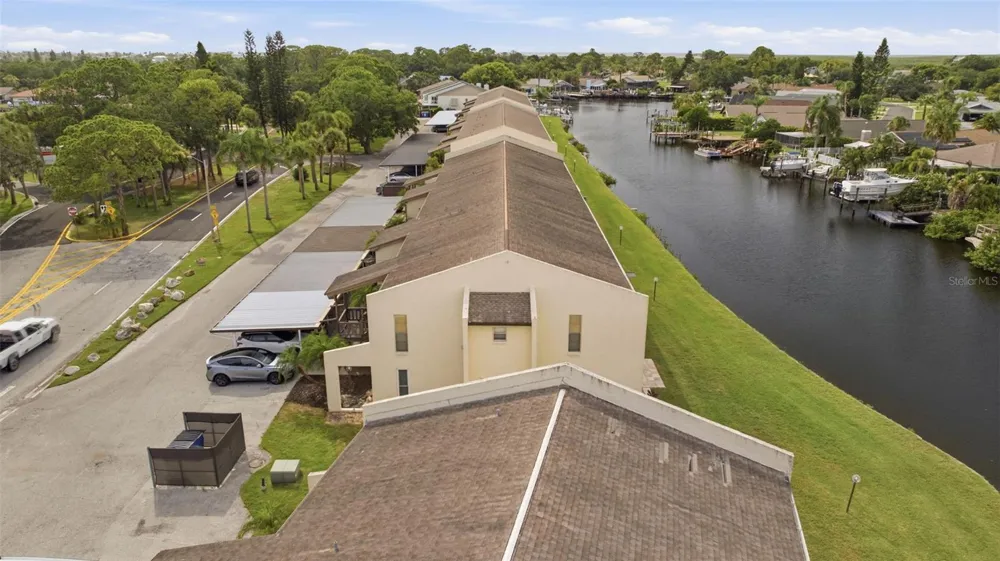 4555 MARINE PARKWAY #106 New Port Richey, FL 34652
