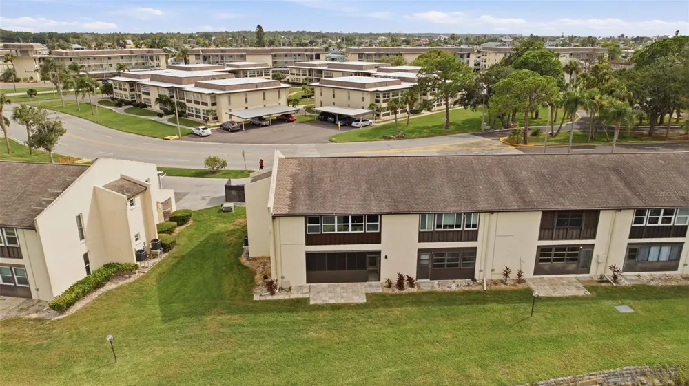 4555 MARINE PARKWAY #106 New Port Richey, FL 34652