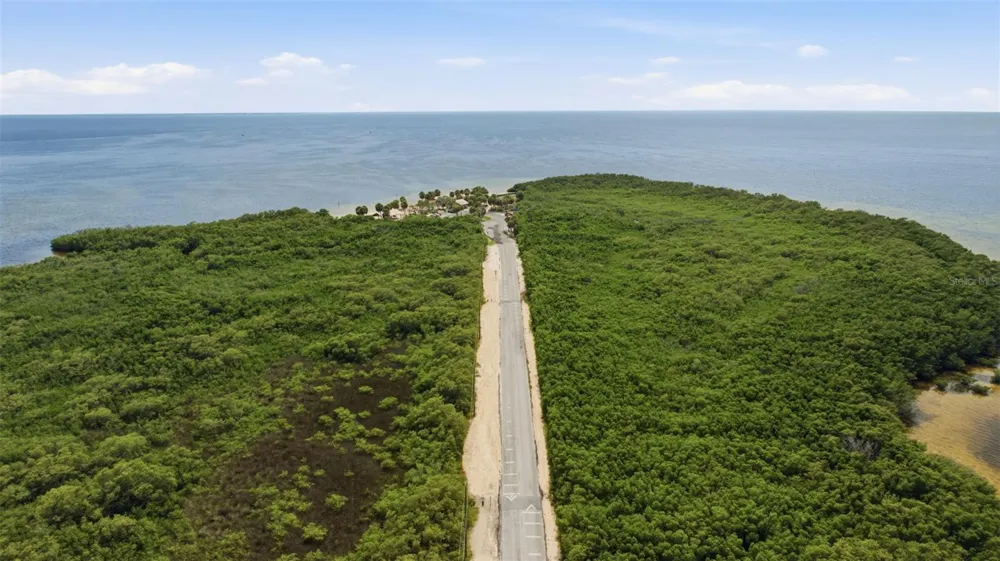 4555 MARINE PARKWAY #106 New Port Richey, FL 34652