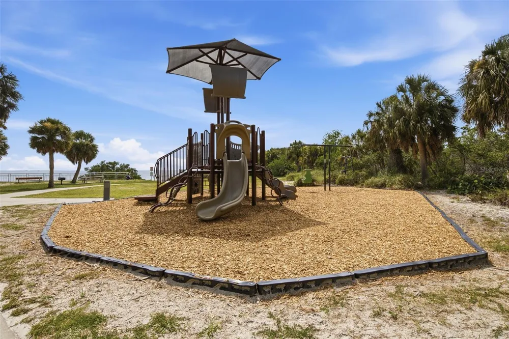 4555 MARINE PARKWAY #106 New Port Richey, FL 34652