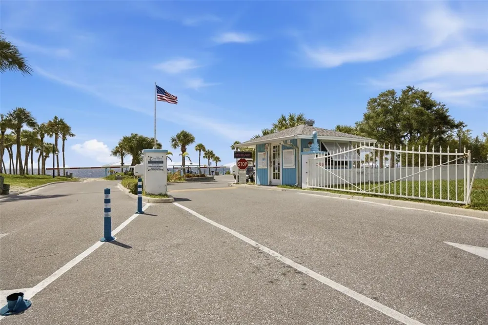 4555 MARINE PARKWAY #106 New Port Richey, FL 34652