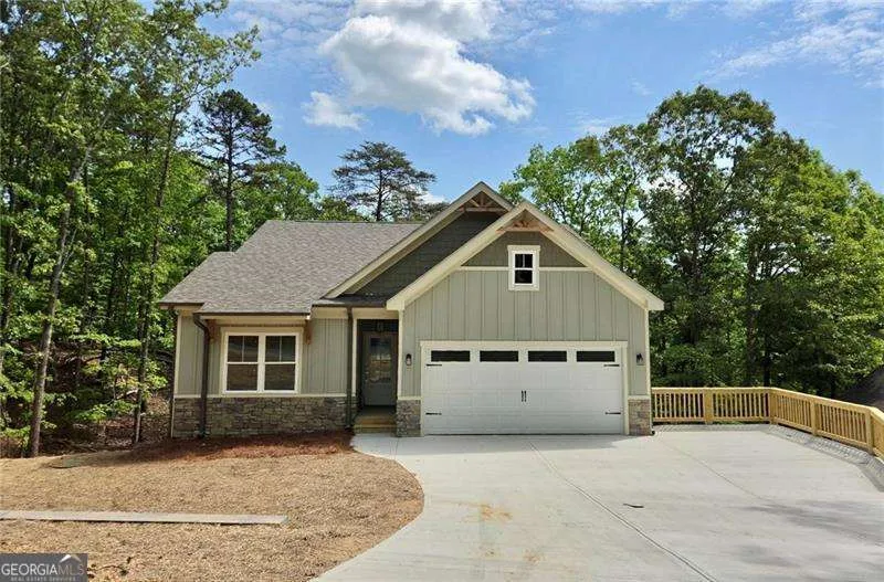 149 White Antelope ST Waleska, GA 30183