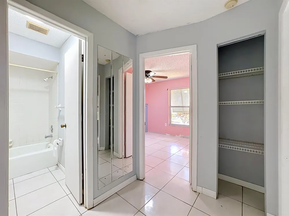 5354 ROYAL PALM AVENUE #5354 Sarasota, FL 34234