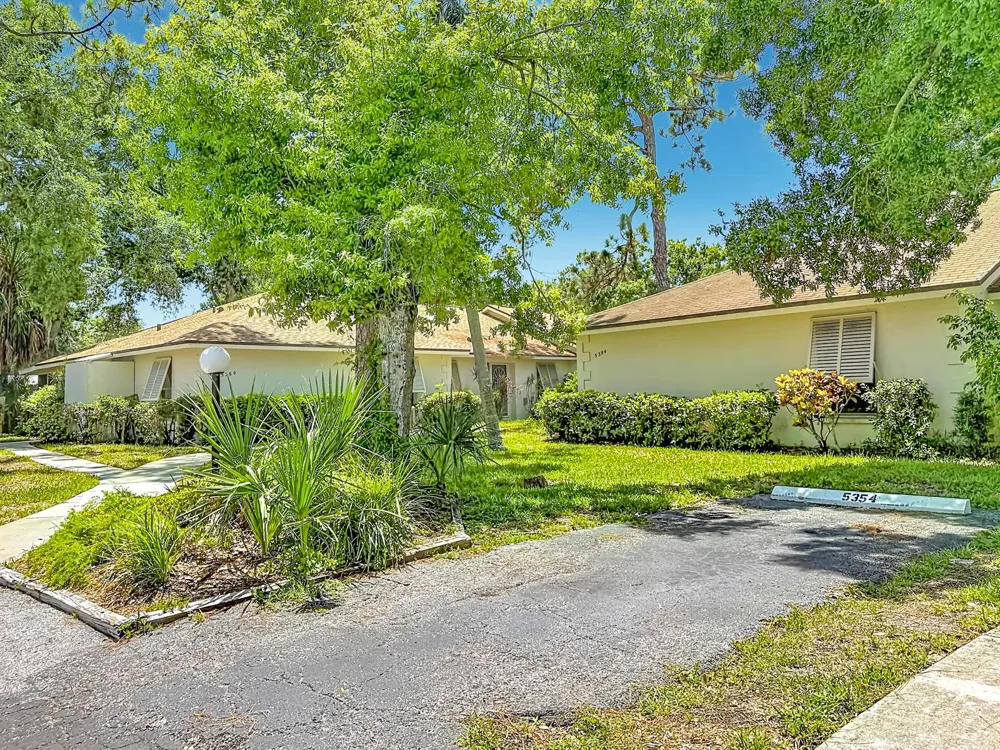 5354 ROYAL PALM AVENUE #5354 Sarasota, FL 34234