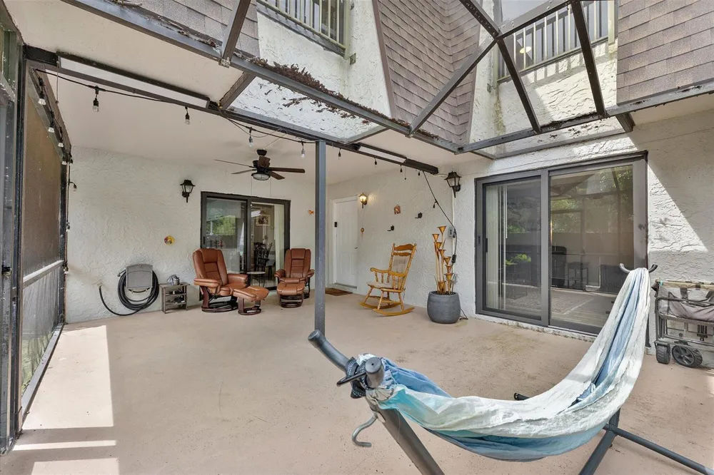 2562 NW 99TH AVENUE Coral Springs, FL 33065