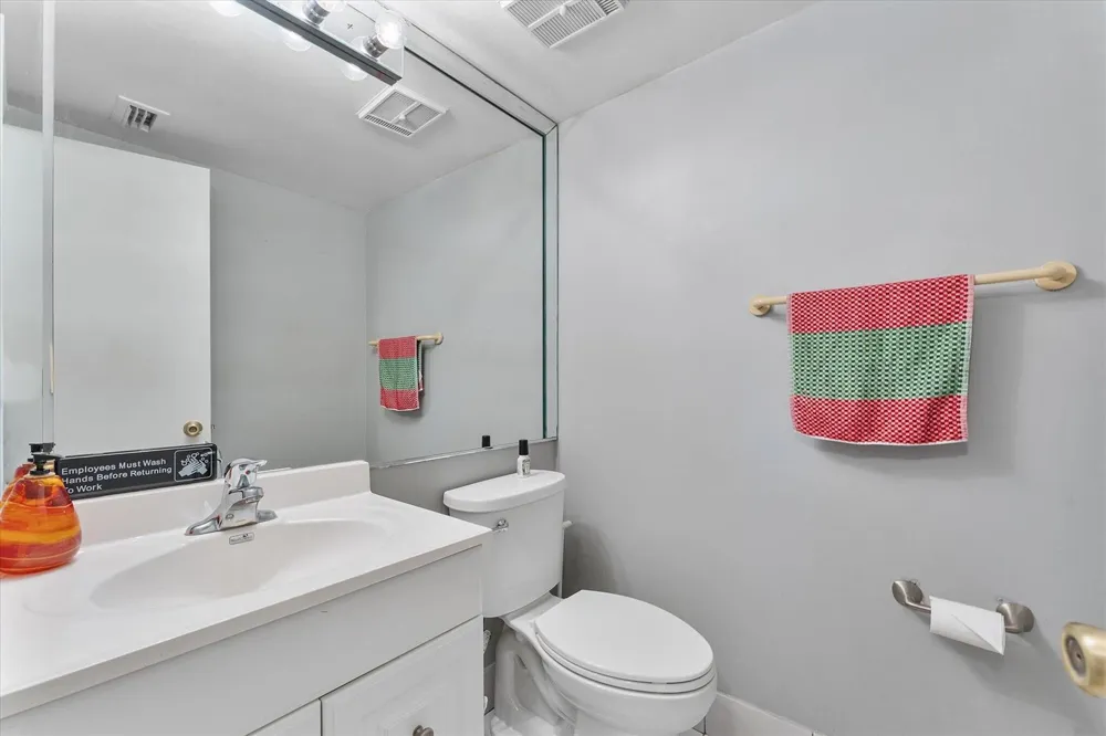 2562 NW 99TH AVENUE Coral Springs, FL 33065