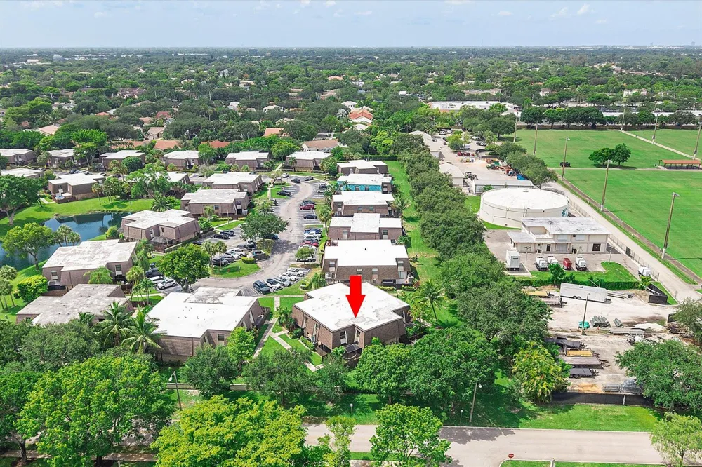 2562 NW 99TH AVENUE Coral Springs, FL 33065