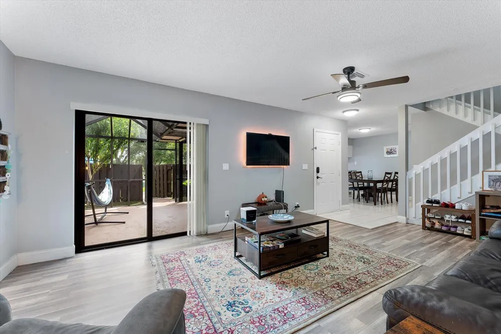 2562 NW 99TH AVENUE Coral Springs, FL 33065