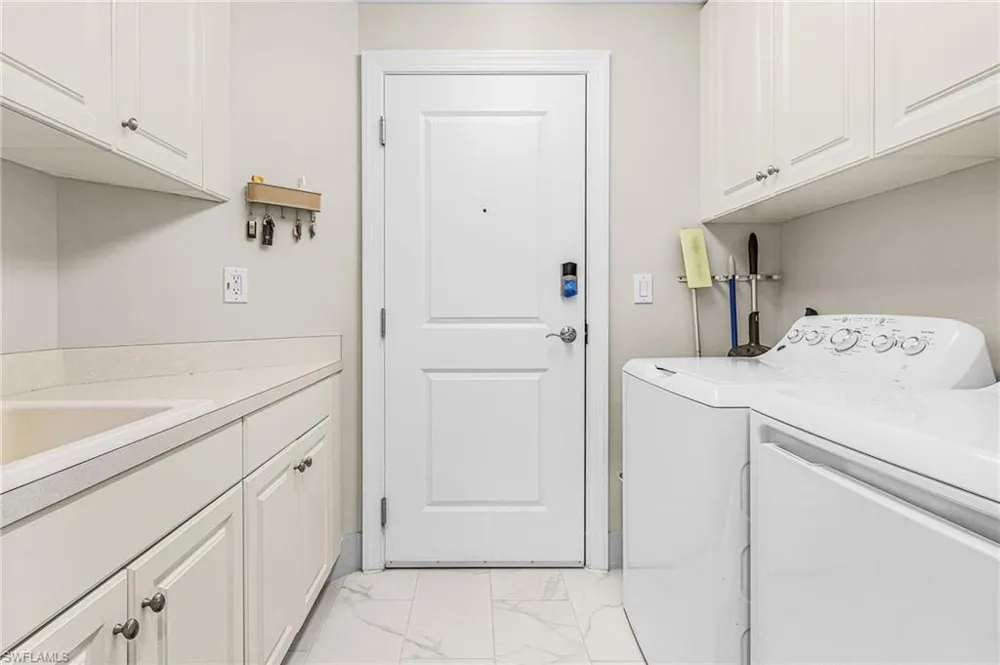 4192 Bay Beach Lane #875 Fort Myers Beach, FL 33931