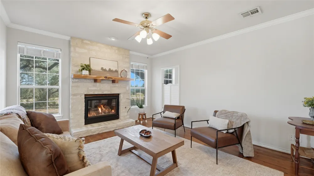 364 Nameless Road Driftwood, TX 78619