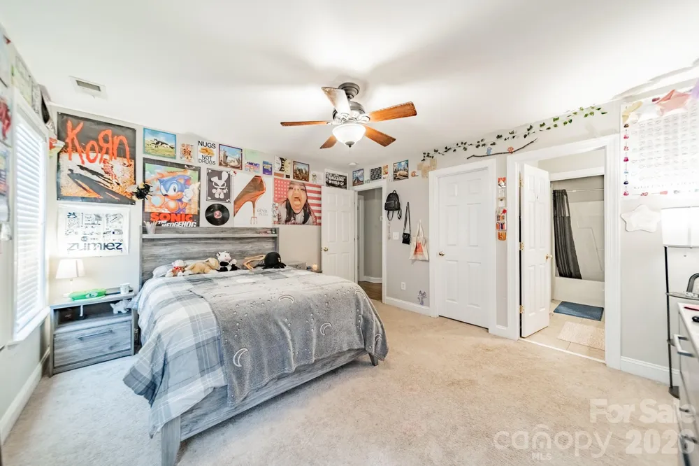 20400 Marblehead Court Cornelius, NC 28031