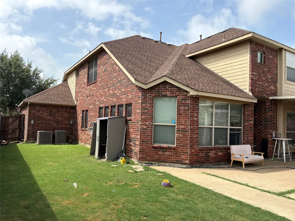 2756 Explorador Grand Prairie, TX 75054