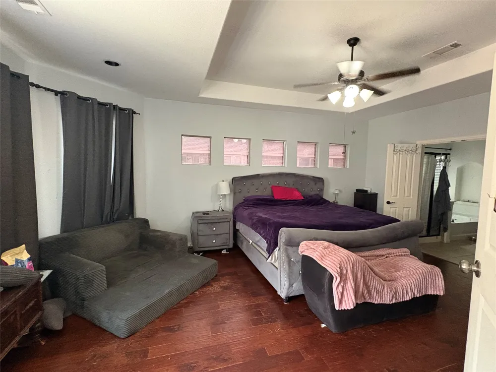2756 Explorador Grand Prairie, TX 75054