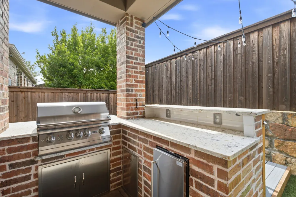 1064 Nancy Lane Allen, TX 75013