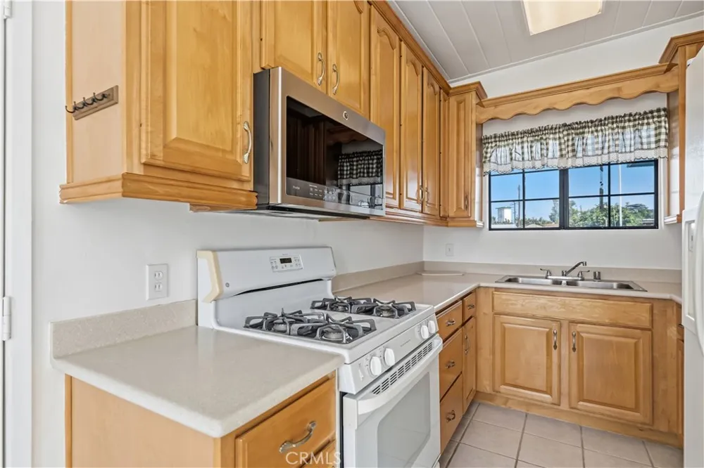 4009 Big Dalton Baldwin Park, CA 91706