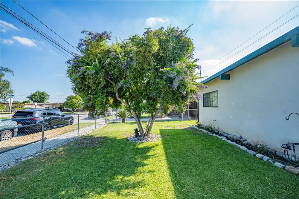 4009 Big Dalton Baldwin Park, CA 91706