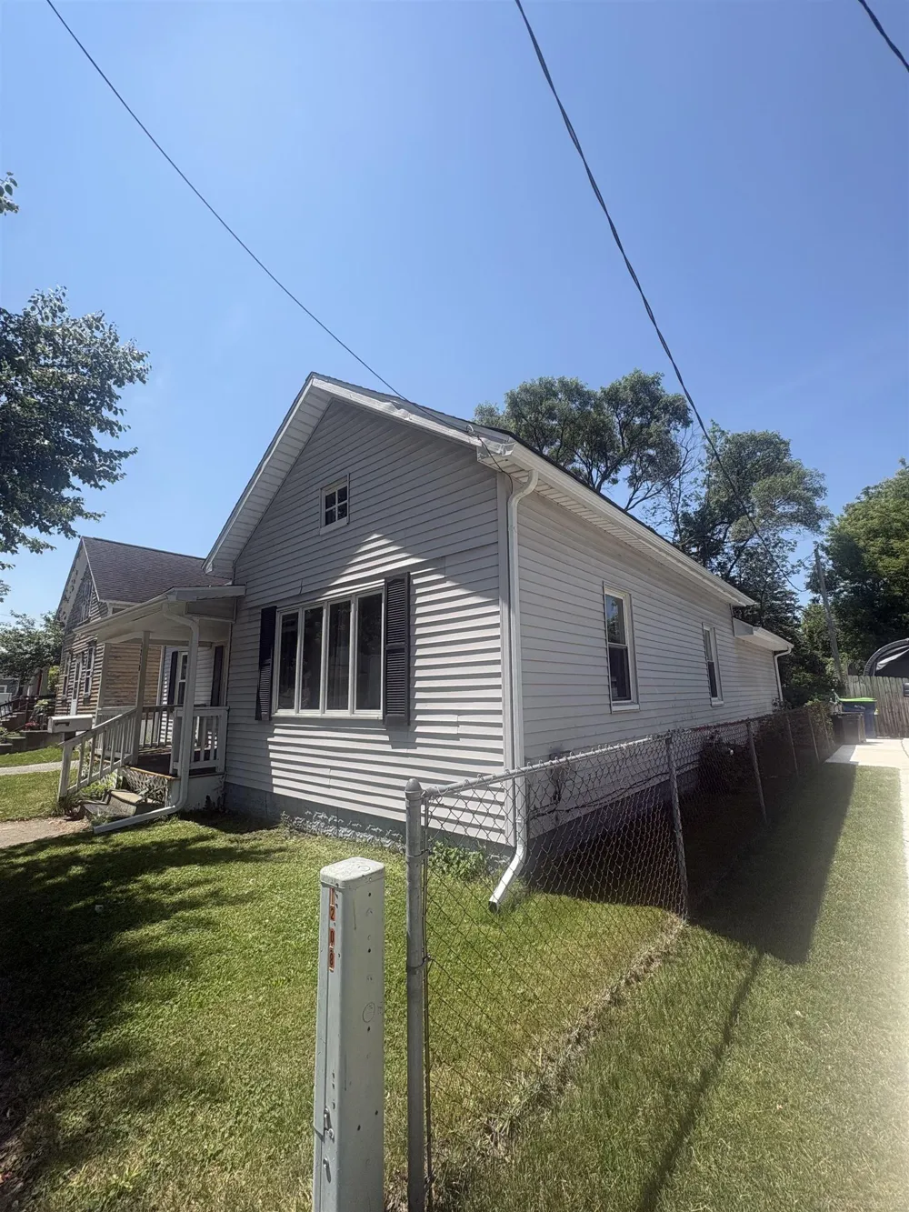 1210 S Monroe Street Bay City City, MI 48708