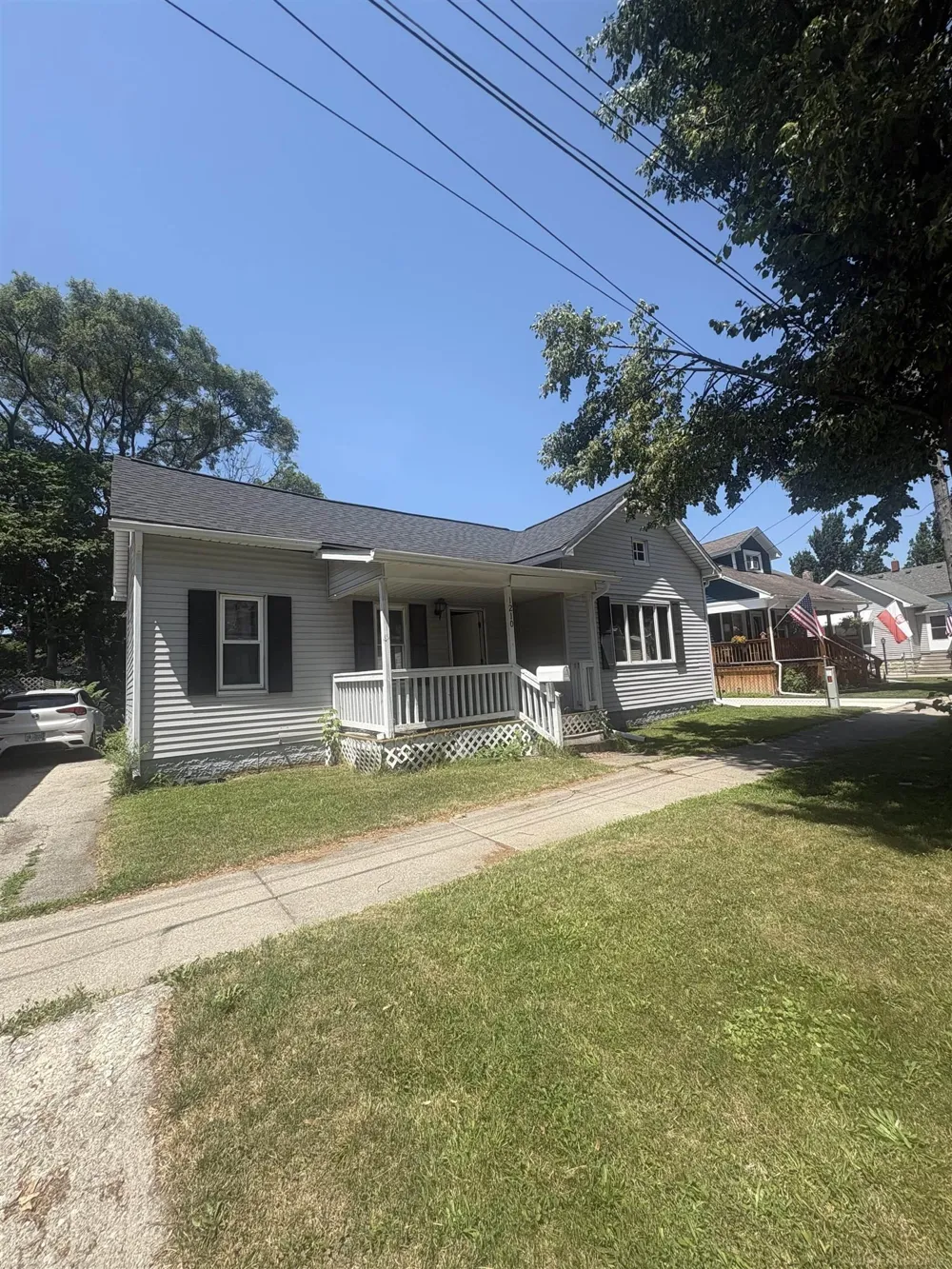 1210 S Monroe Street Bay City City, MI 48708