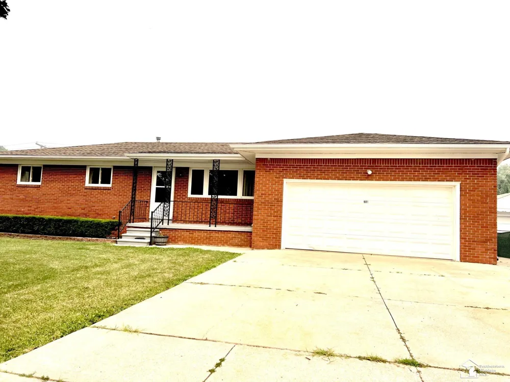901 huber Drive Monroe City, MI 48162