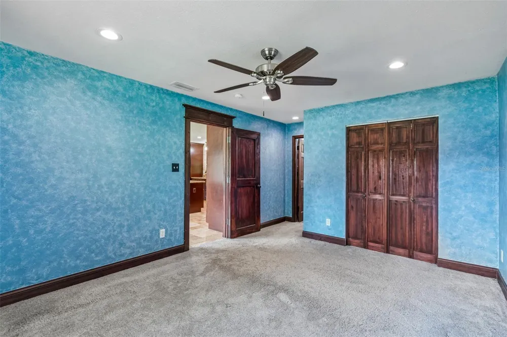 1322 W VOORHIS AVENUE Deland, FL 32720