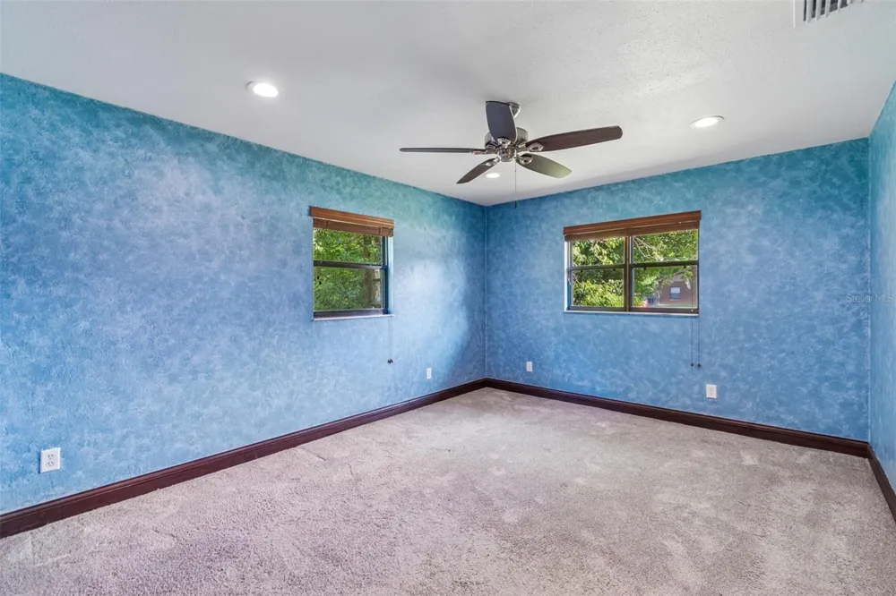 1322 W VOORHIS AVENUE Deland, FL 32720