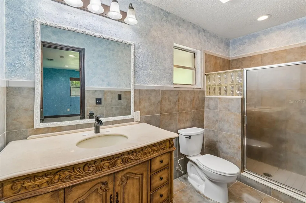 1322 W VOORHIS AVENUE Deland, FL 32720