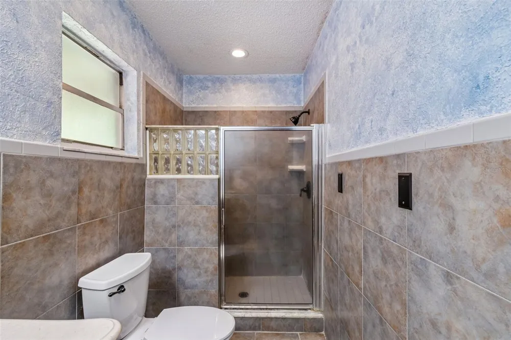 1322 W VOORHIS AVENUE Deland, FL 32720
