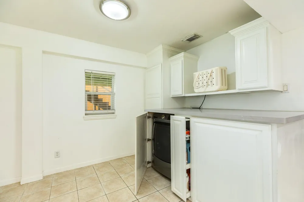 6840 County Road 659 Brazoria, TX 77422