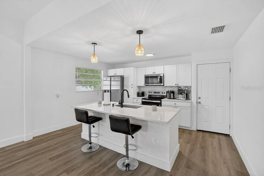 800 CHURCH AVENUE Mulberry, FL 33860