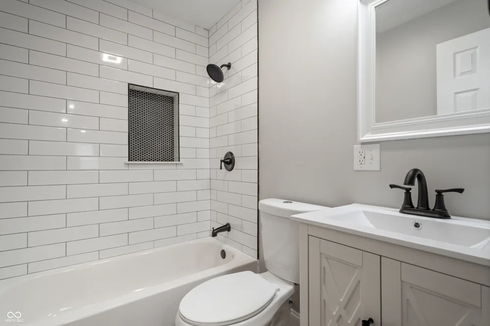 255 Iowa Street Indianapolis, IN 46225