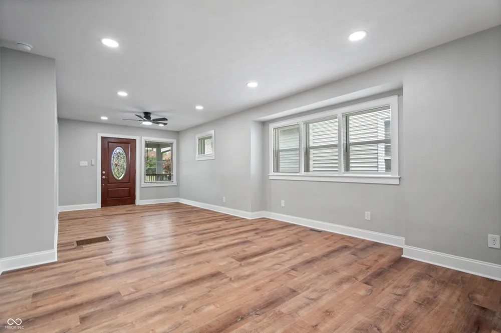 255 Iowa Street Indianapolis, IN 46225