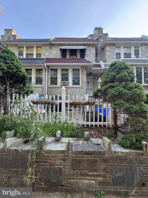 3236 WELLINGTON STREET