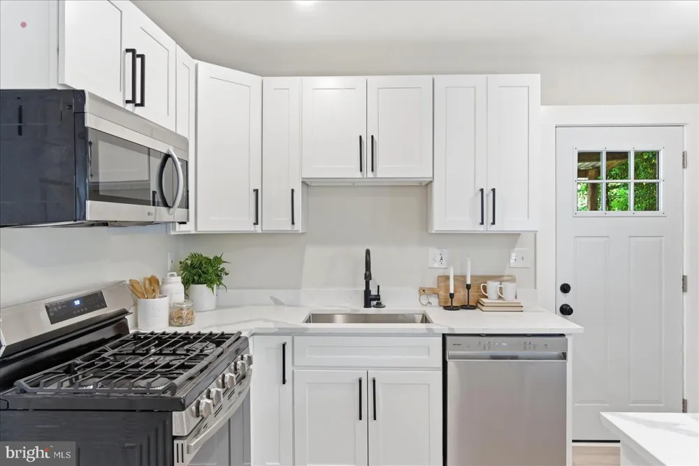 1 GLENWOOD AVENUE Baltimore, MD 21228