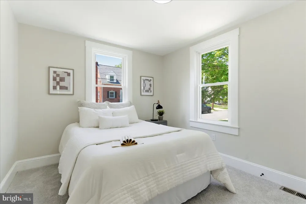 1 GLENWOOD AVENUE Baltimore, MD 21228