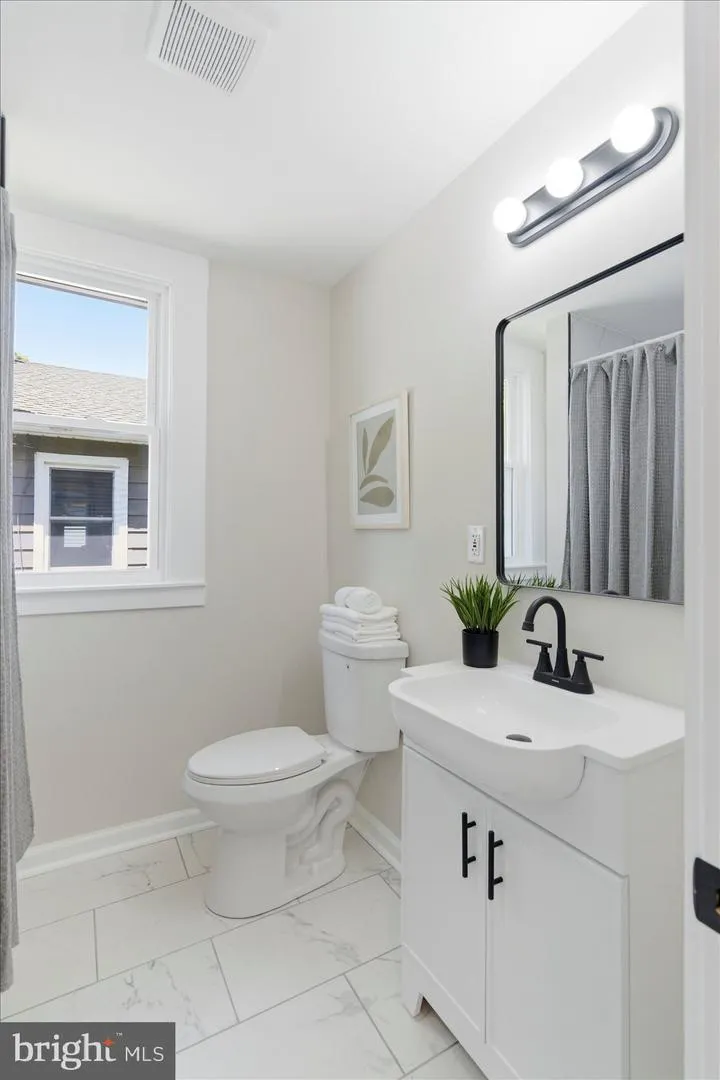 1 GLENWOOD AVENUE Baltimore, MD 21228