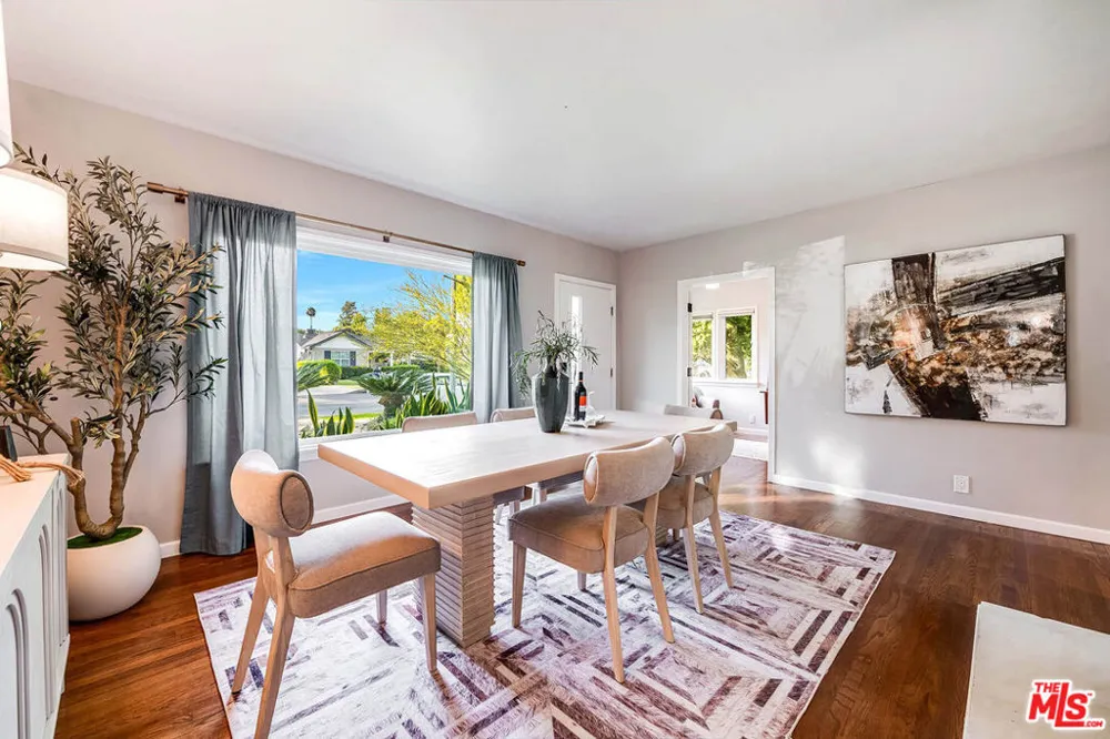 3416 W Clark Avenue Burbank, CA 91505
