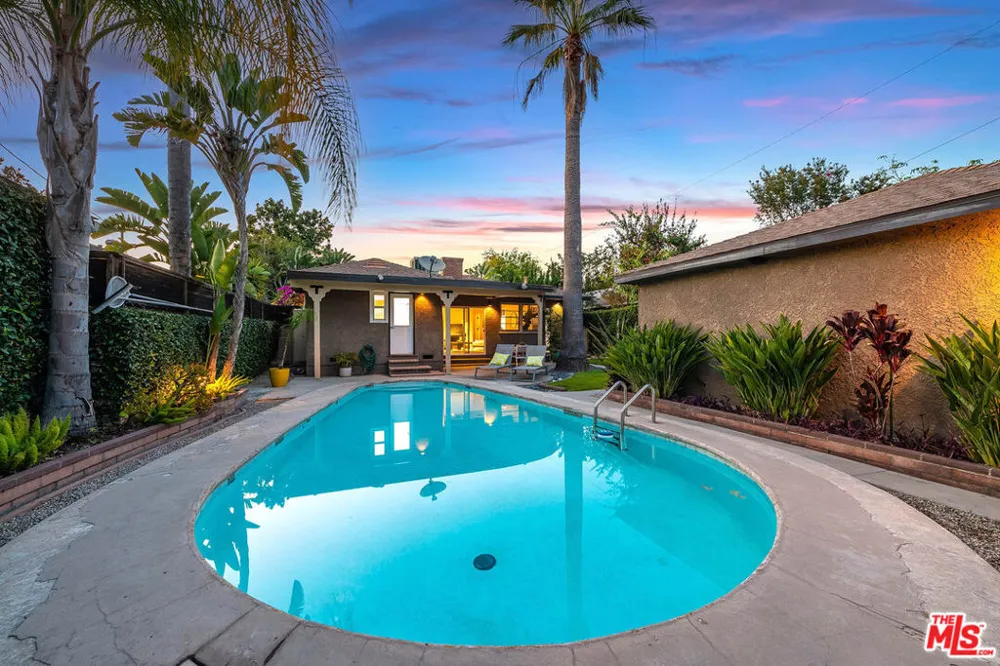 3416 W Clark Avenue Burbank, CA 91505