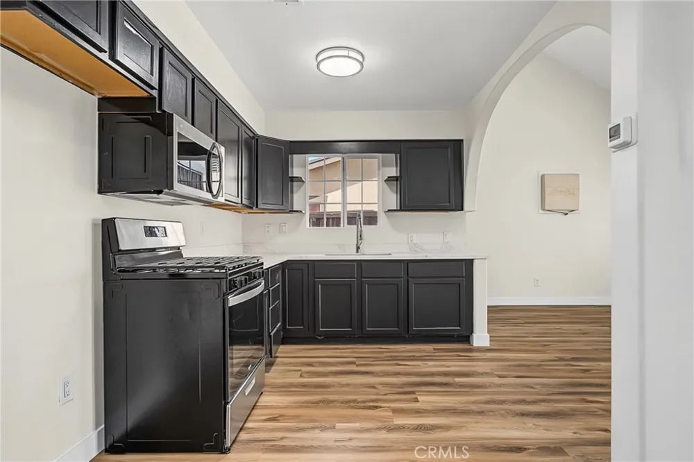 835 Quail Lake Elsinore, CA 92530