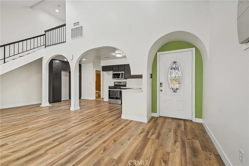 835 Quail Lake Elsinore, CA 92530