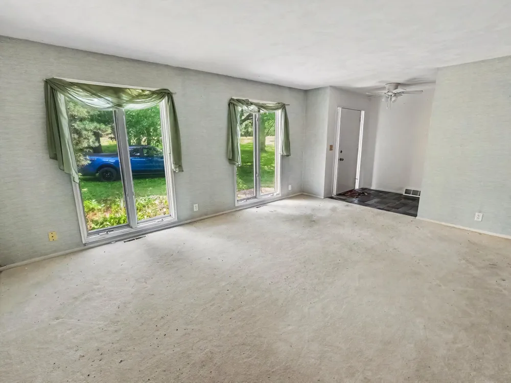 6085 DEXTER ANN ARBOR ROAD Dexter, MI 48130