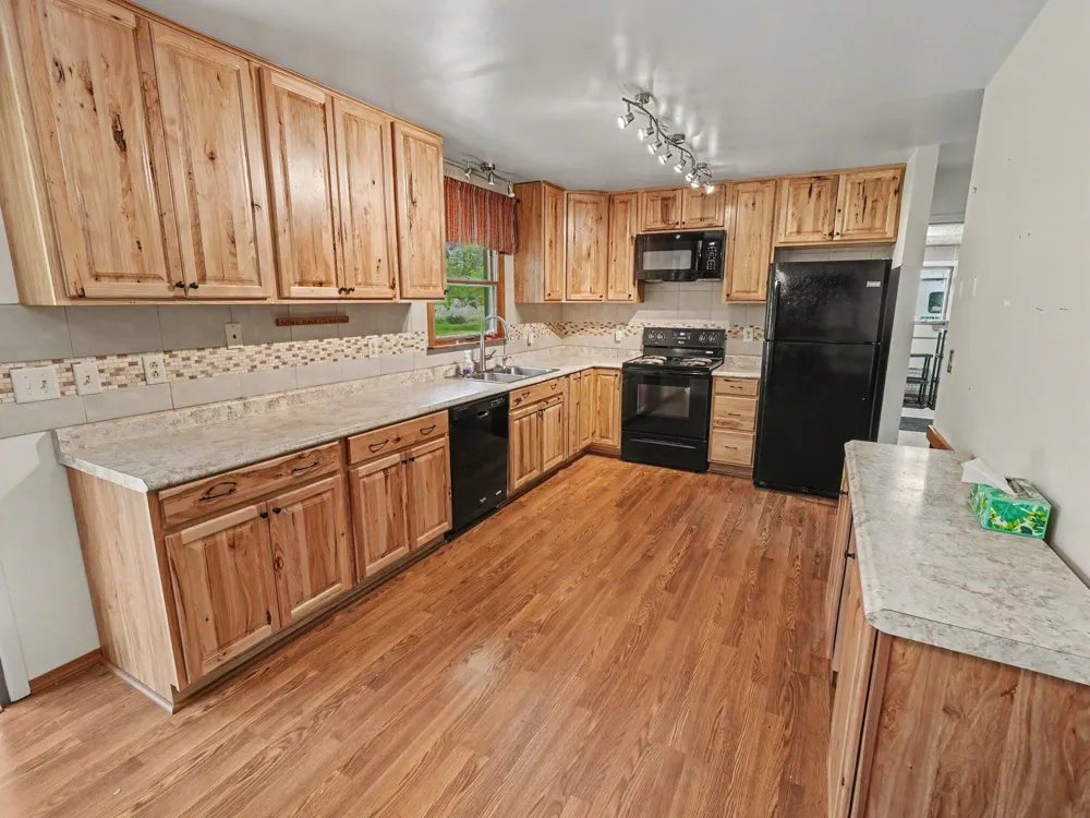 6085 DEXTER ANN ARBOR ROAD Dexter, MI 48130