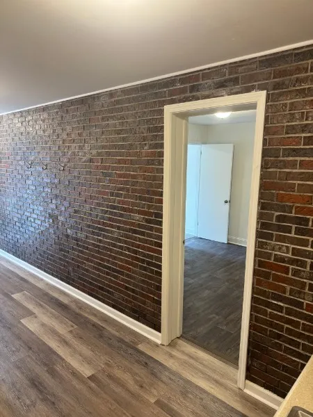 210 E Main St Waverly, TN 37185