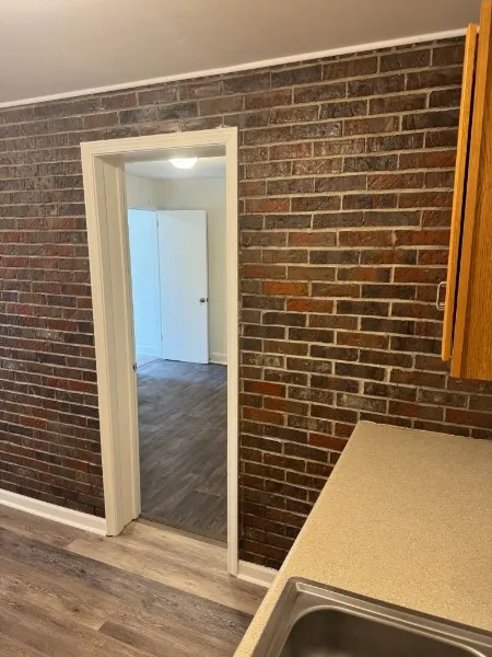 210 E Main St Waverly, TN 37185