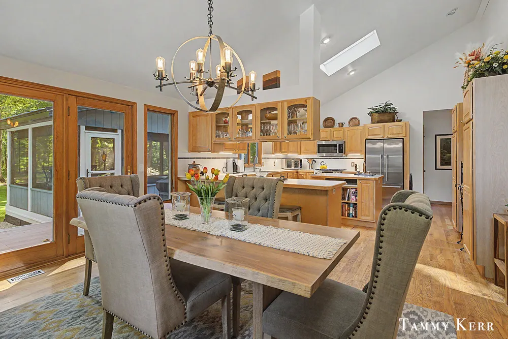 6051 Old Allegan Road Saugatuck Township, MI 49453