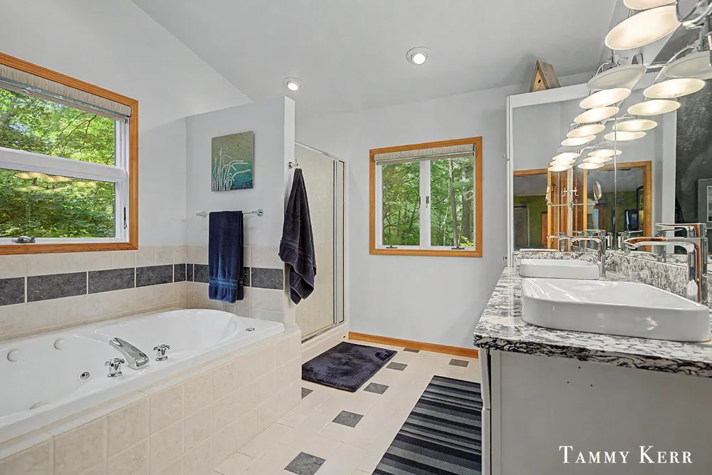 6051 Old Allegan Road Saugatuck Township, MI 49453