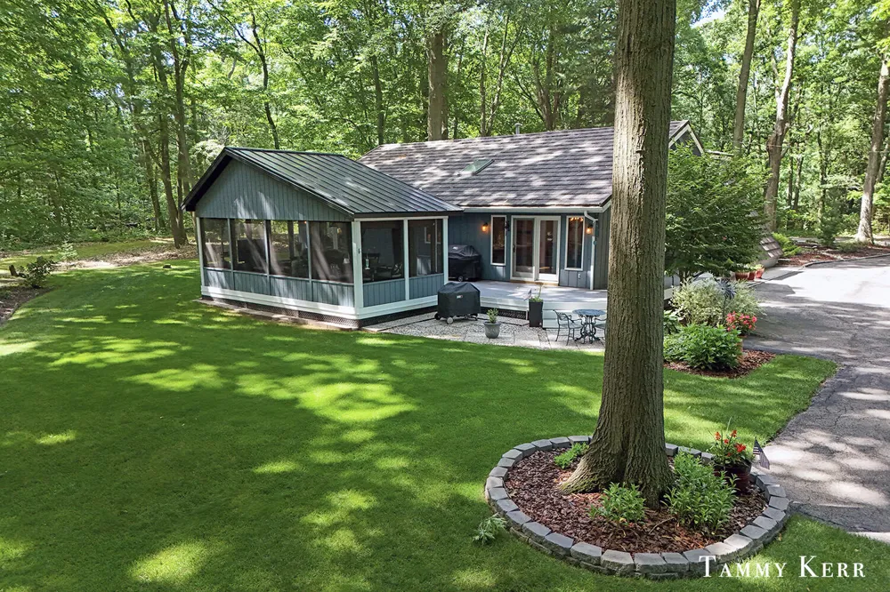 6051 Old Allegan Road Saugatuck Township, MI 49453