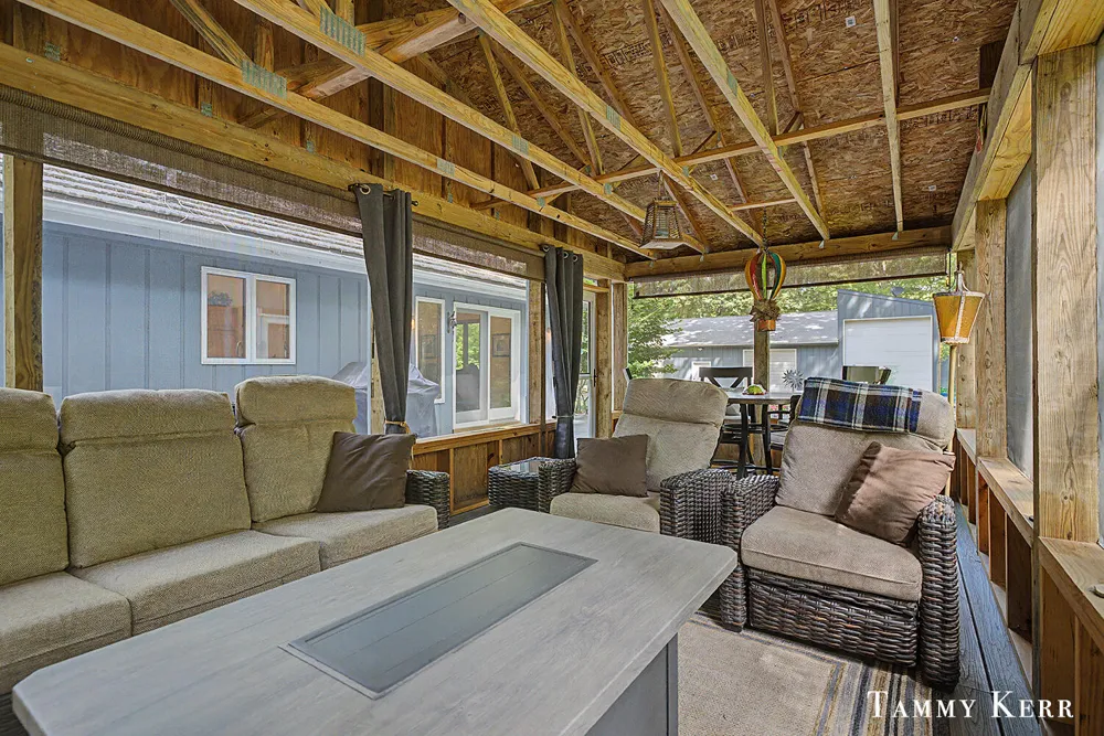6051 Old Allegan Road Saugatuck Township, MI 49453